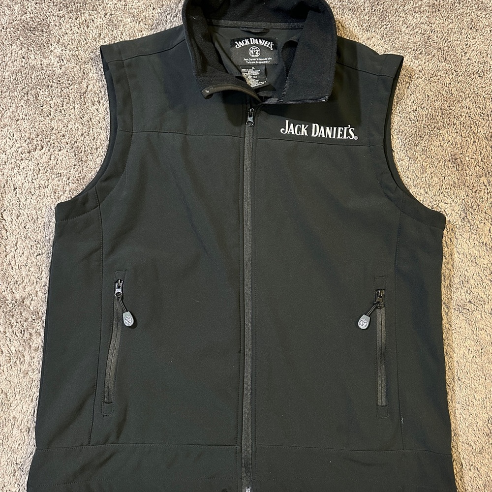Jack Daniel’s Liquor Old No. 7 Soft Shell Zip Black Vest - Size XL - Pristine!